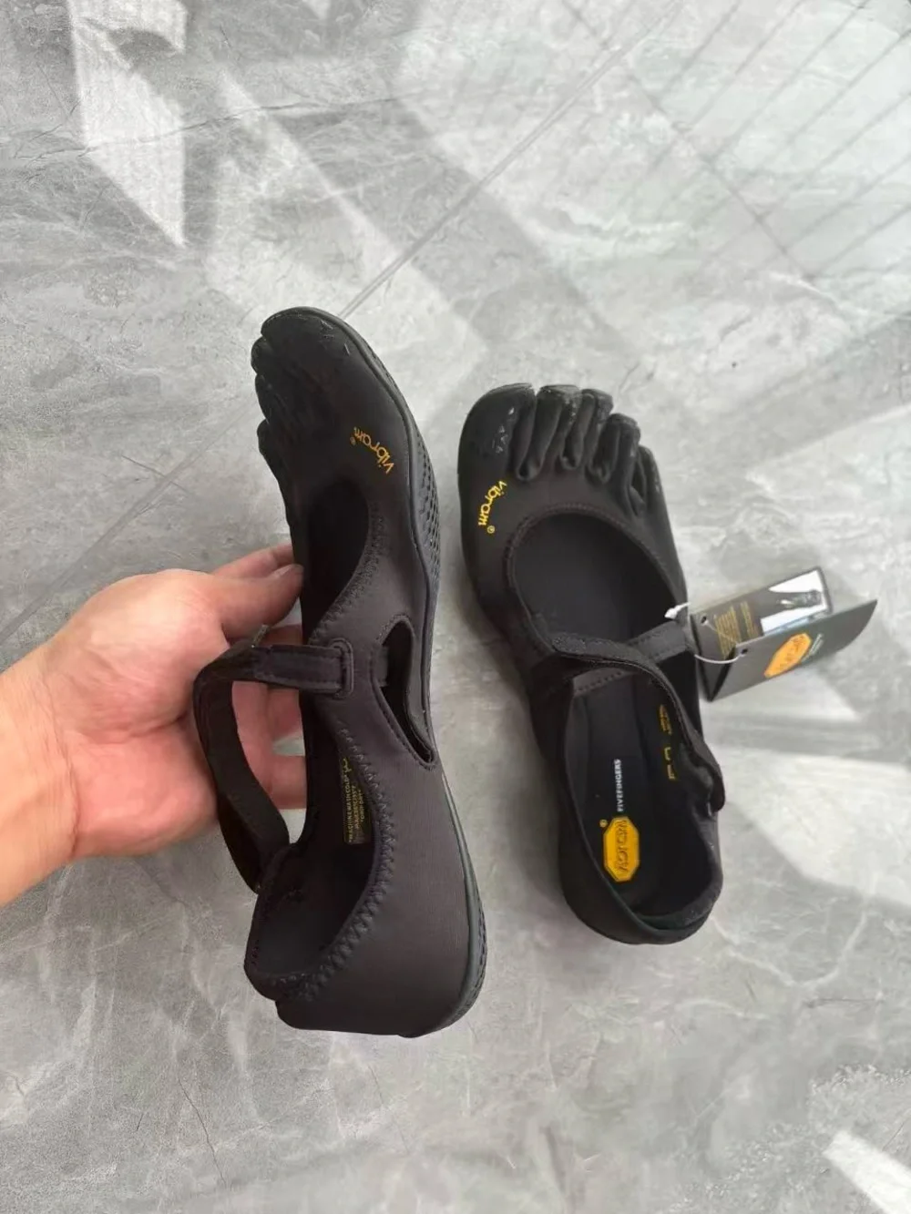 Vibram FiveFingers Women’s Black Five-Toe Athletic Sandals